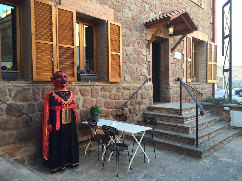 Hostal Sant Marti Puig-reig Екстер'єр фото